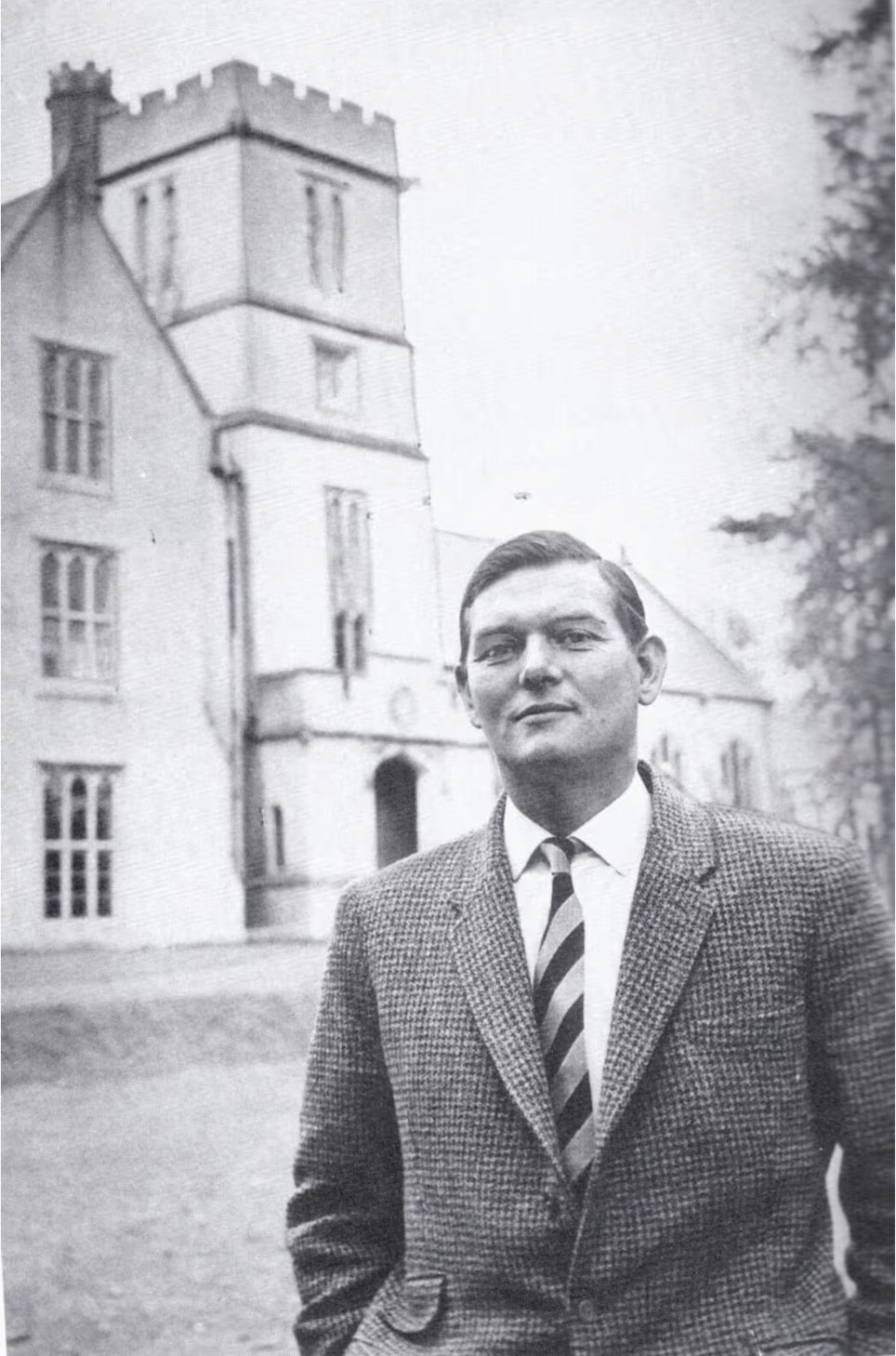 ‘In His Own Little Spiritual World’: The Lives of Carwyn James